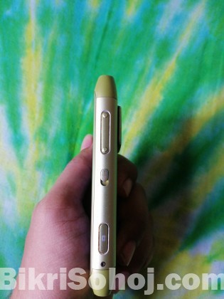 Nokia N8